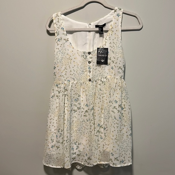 Romper - Picture 1 of 3